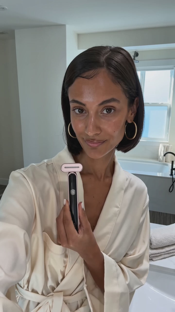 Radiance Revive LED Sculpting Wand demo: gliding along the jawline with red and blue light modes